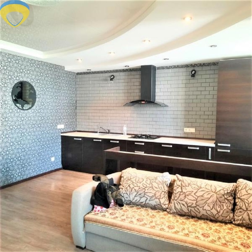 продажа двухкомнатной квартиры номер A-173865 в Приморском районе, фото номер 8